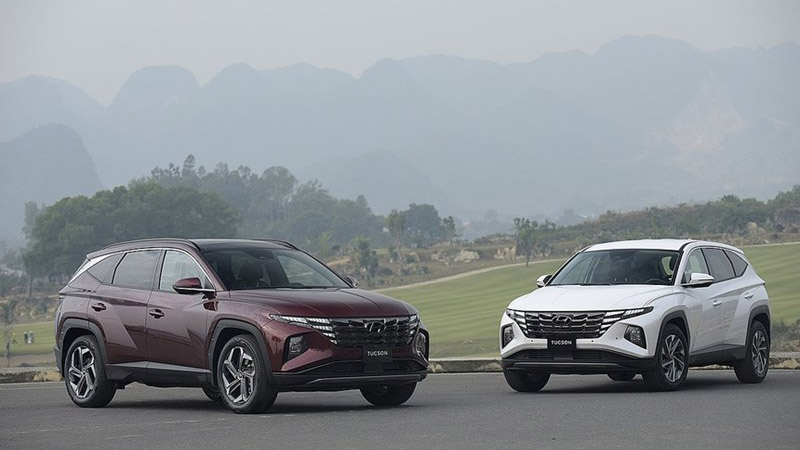 Ô TÔ GẦM CAO DÒNG SUV, CUV VÀ MPV ĐUA NHAU GIẢM GIÁ TRONG THÁNG 4